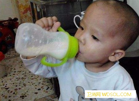 宝宝厌奶应该怎么办？_加多-乳汁-哺乳-吃奶-