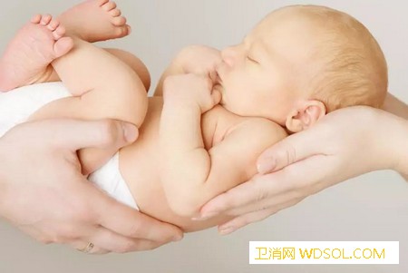 新生儿黄疸如何治疗？这些“退黄”方法不靠谱_光疗-胆红素-白蛋白-黄疸-