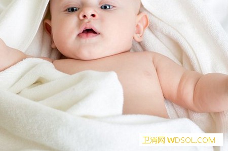宝宝出现腹胀症状怎么办_腹胀-肠道-或者是-哭闹-