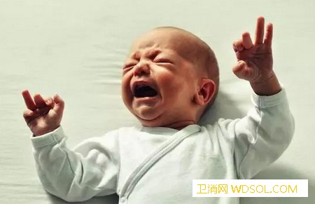 早产儿出院后怎么护理_早产儿-早产-家里-爸爸-