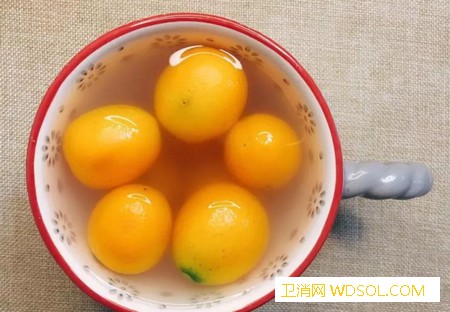 宝宝咳嗽金桔萝卜水的做法_止咳-食疗-咳嗽-萝卜-