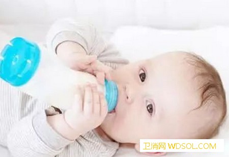 给宝宝冲调奶粉要注意什么_煮沸-矿物质-奶粉-矿泉水-