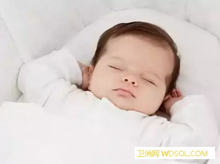 让宝宝安心睡觉的方法有哪些_个月-枕头-睡眠-家长-