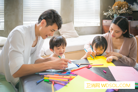 宝宝2岁攻击性行为如何理解_额叶-管教-三岁-妈妈-