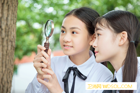 宝宝睡前听音乐会变聪明吗_莫扎特-音素-宝宝-孩子-