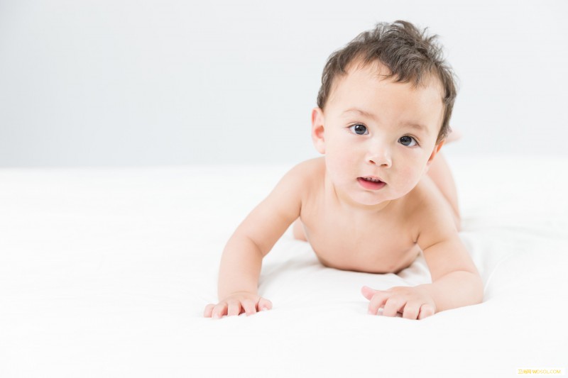 宝宝身体缺锌的表现_头发-生长发育-食欲-碳水化合物-
