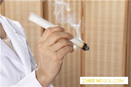 三伏天艾灸后几小时能洗澡_艾灸-受凉-寒气-洗澡-