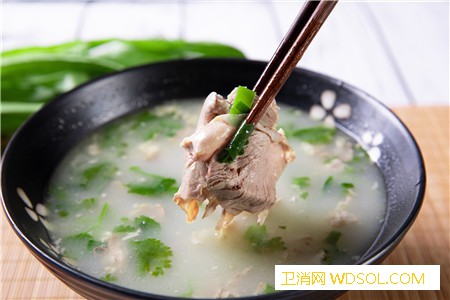 贴三伏贴能喝羊肉汤吗_伏贴-脏腑-穴位-羊肉-