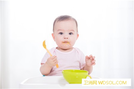 2019年八个月宝宝吃奶量标准_长牙-生长发育-母乳-个月-