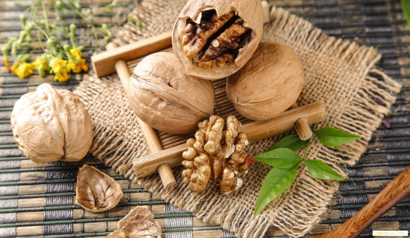 宝宝上火可以吃核桃吗_莲子-上火-核桃-薄荷-