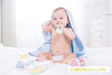 1岁3个月宝宝体检项目_囟门-乳牙-摔跤-个月-