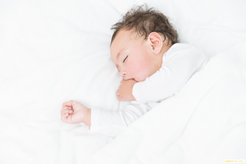 夏季提高宝宝睡眠质量的诀窍_毛巾被-水气-诀窍-夏季-