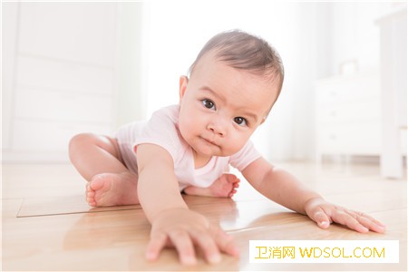 一岁半宝宝训练如厕要多久_便盆-上厕所-训练-妈妈-
