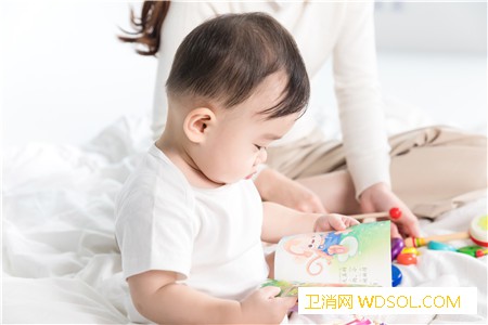宝宝睡觉盗汗按摩哪里_盗汗-推拿-主治-指尖-