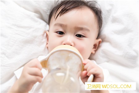 宝宝断奶后还喝奶粉吗_奶头-奶嘴-母乳-营养素-