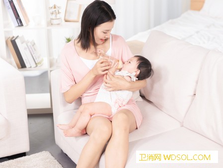 婴儿喝什么奶粉好婴儿奶粉有哪几种_乳糖-早产儿-母乳-奶粉-