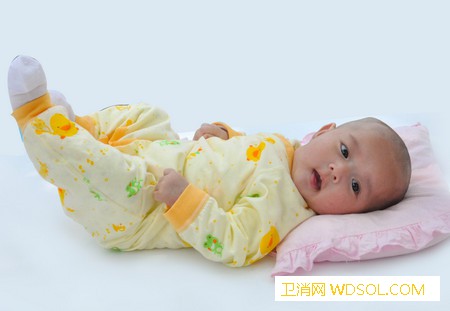 冬季如何给孩子穿衣服做到3捂2不捂_受凉-背部-戴上-腹部-