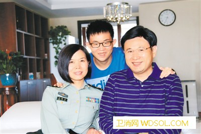 家有“南丁格尔”_塞拉利昂-西非-南丁格尔-医务人员